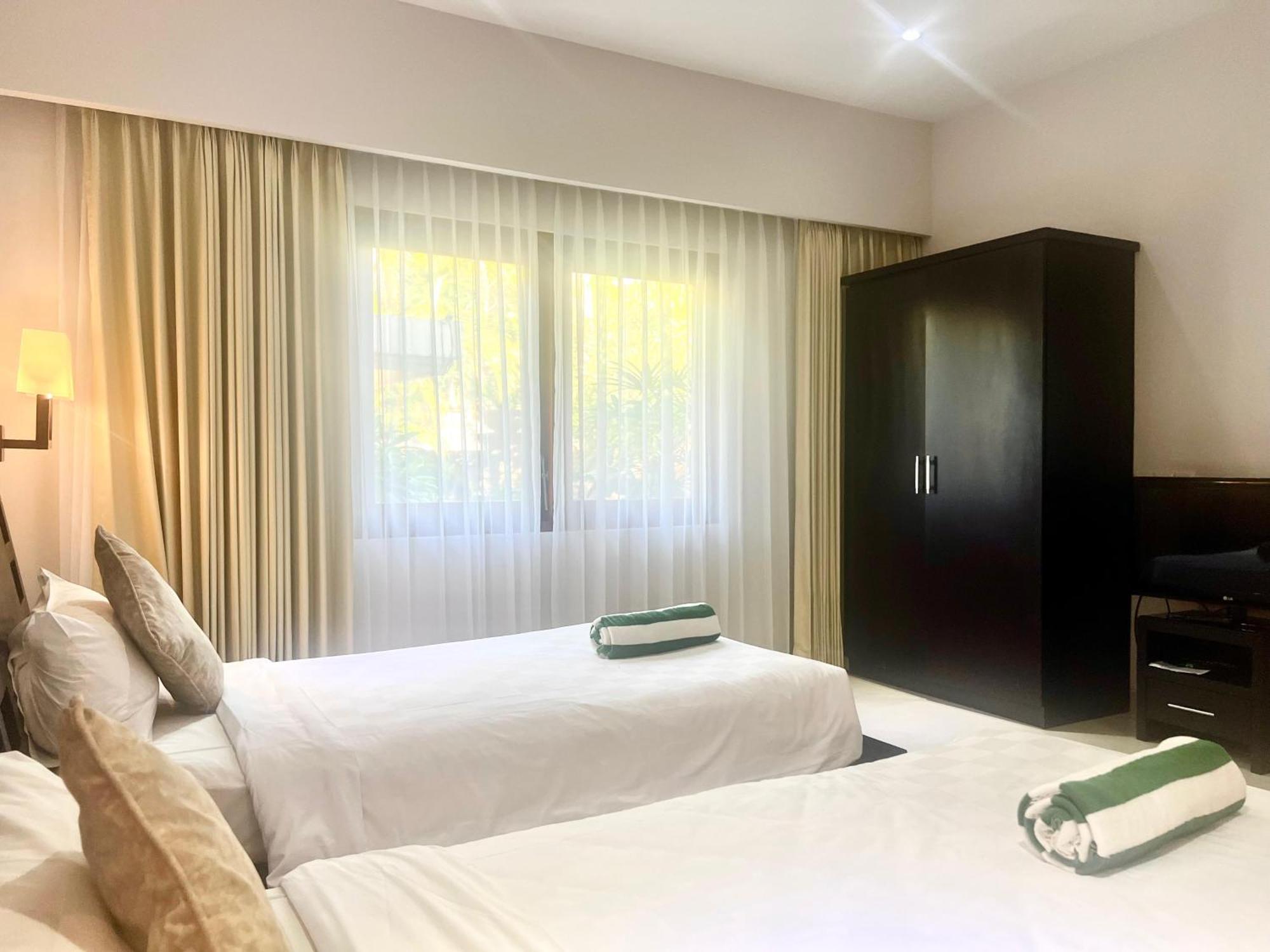 Peninsula Beach Resort ヌサドゥア エクステリア 写真