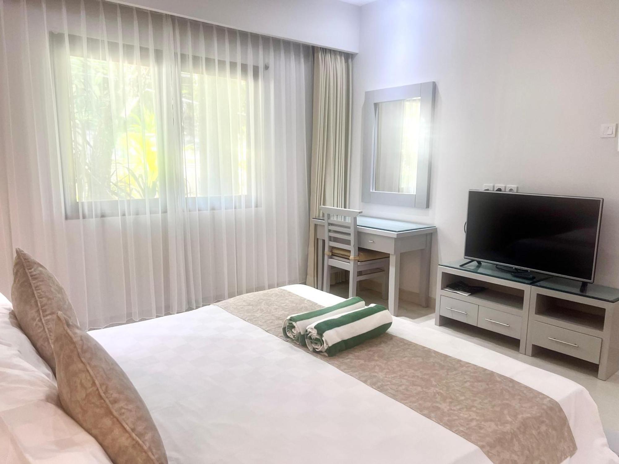 Peninsula Beach Resort ヌサドゥア エクステリア 写真