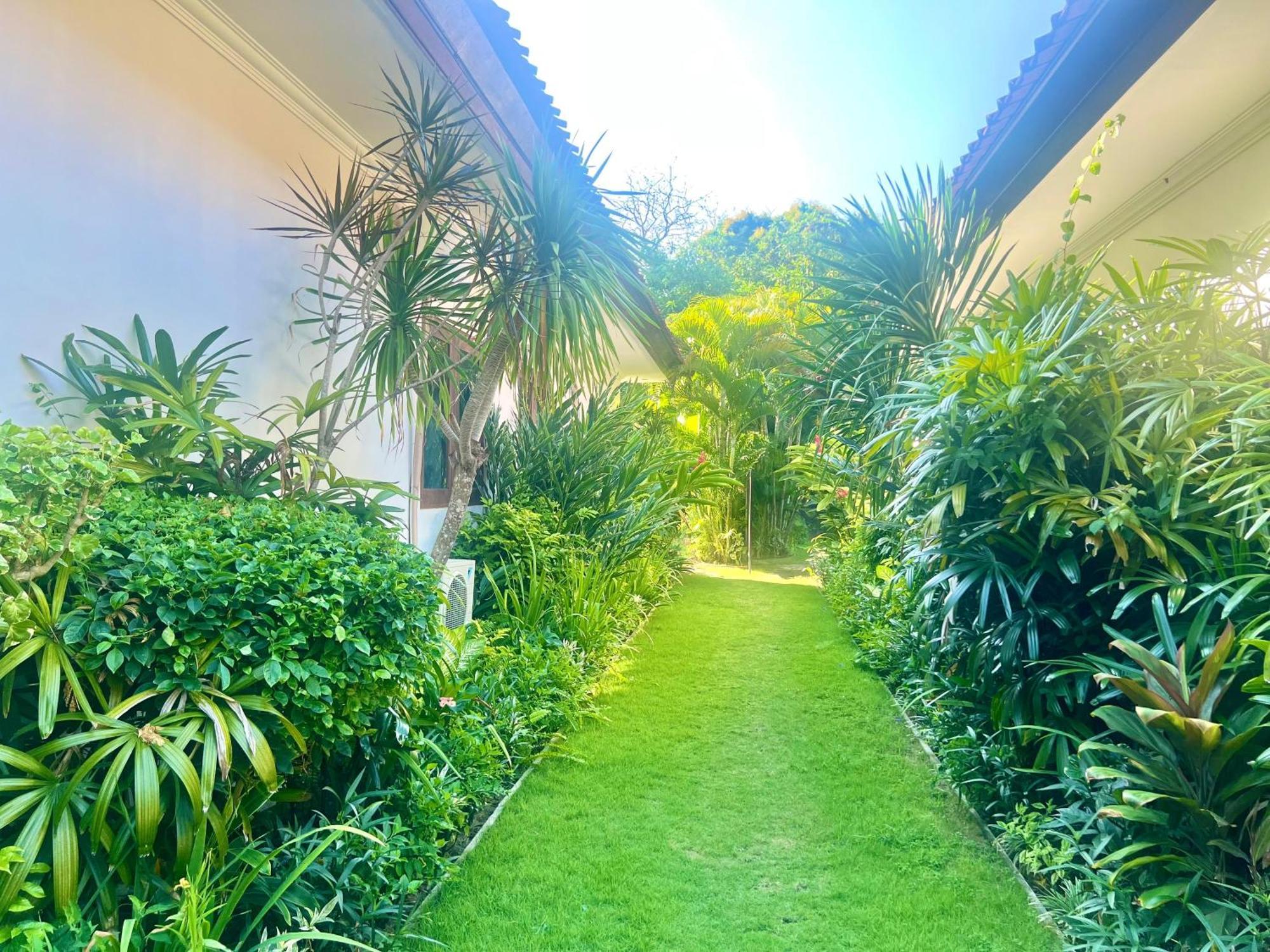 Peninsula Beach Resort ヌサドゥア エクステリア 写真